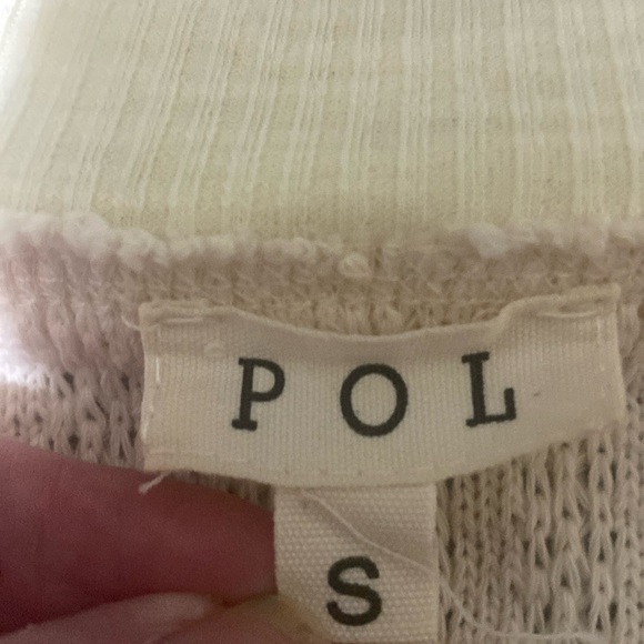 NEW POL Cream Top with Floral Design - Picture 2 of 5